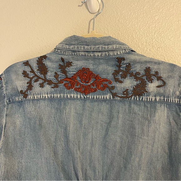 Tasha Polizzi Embroidered Chambray Boho Western Button Down Blouse - Picture 4 of 9